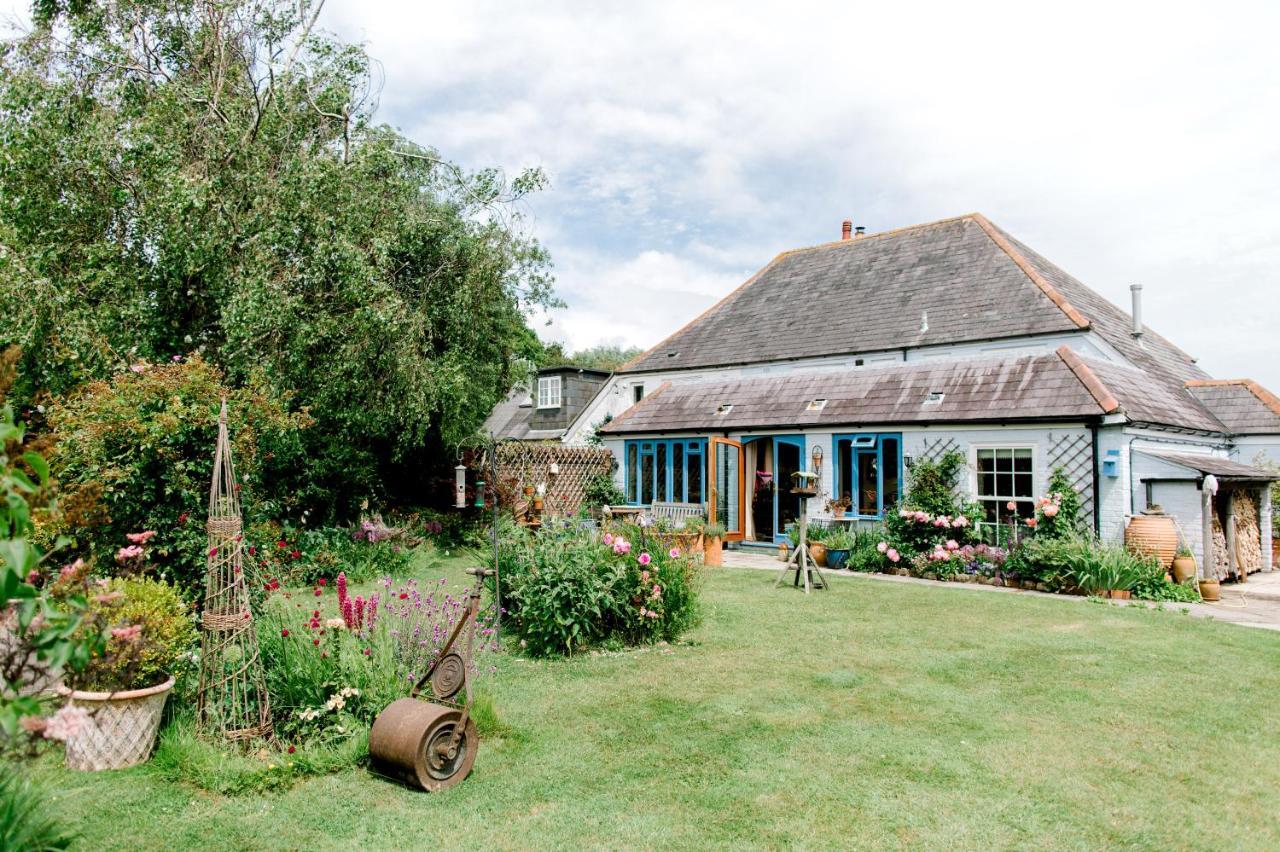 Cosy Cottage Ground Floor Bedroom Ensuite With Private Entrance Chichester Eksteriør billede